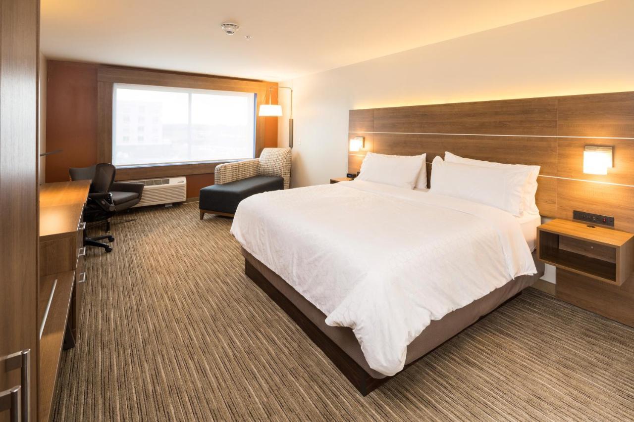 Holiday Inn Express & Suites Alpena - Downtown By Ihg Esterno foto