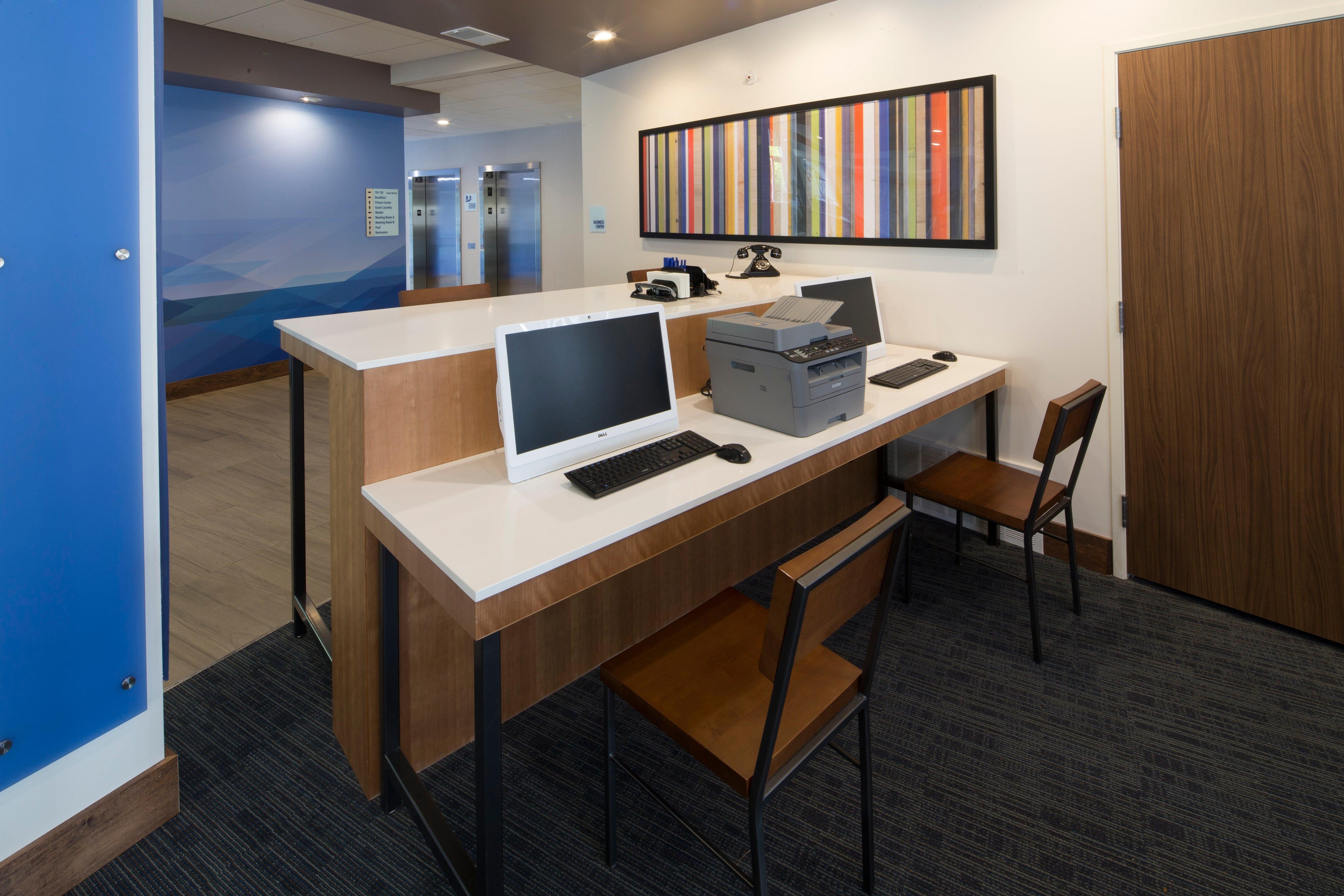 Holiday Inn Express & Suites Alpena - Downtown By Ihg Esterno foto