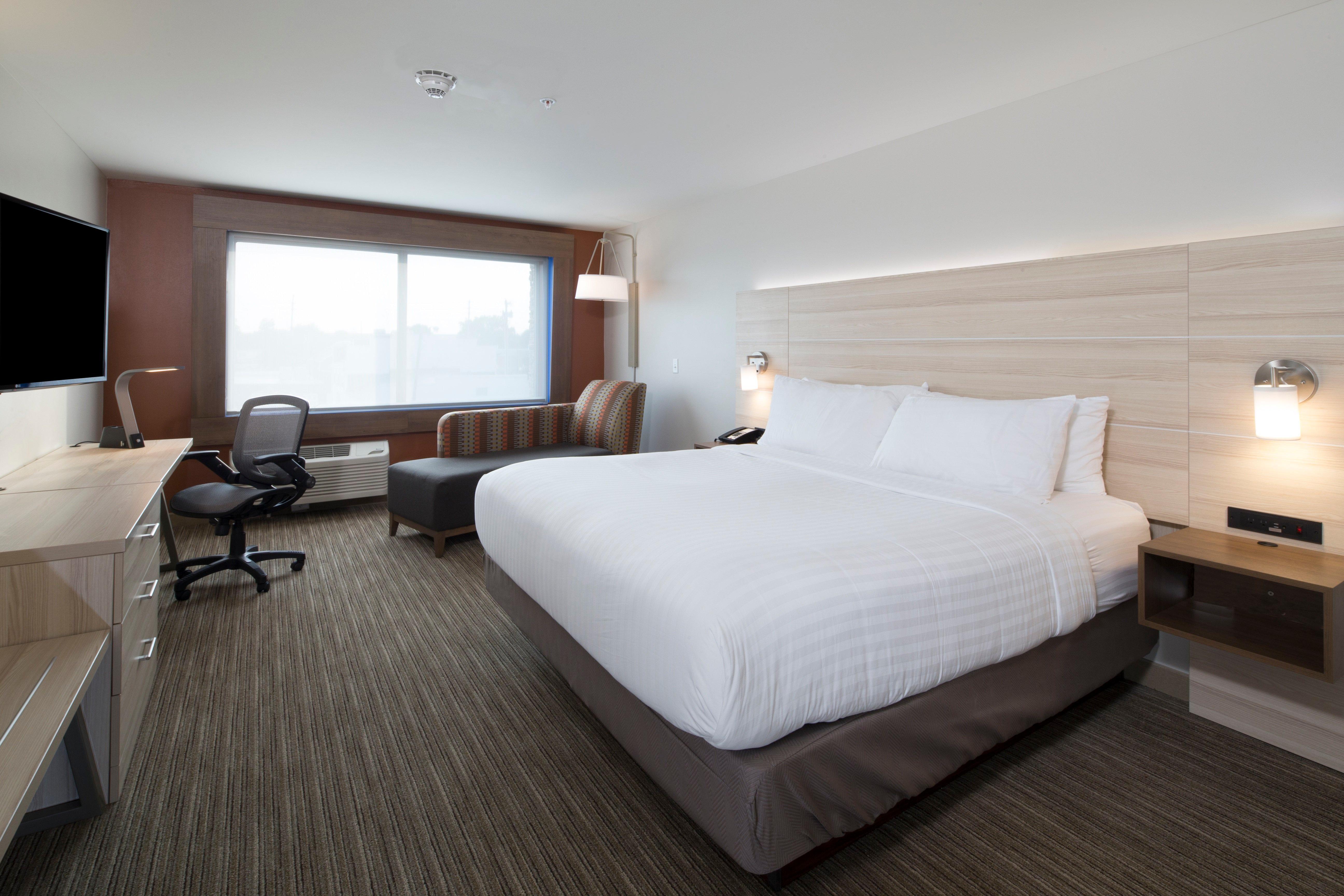Holiday Inn Express & Suites Alpena - Downtown By Ihg Esterno foto
