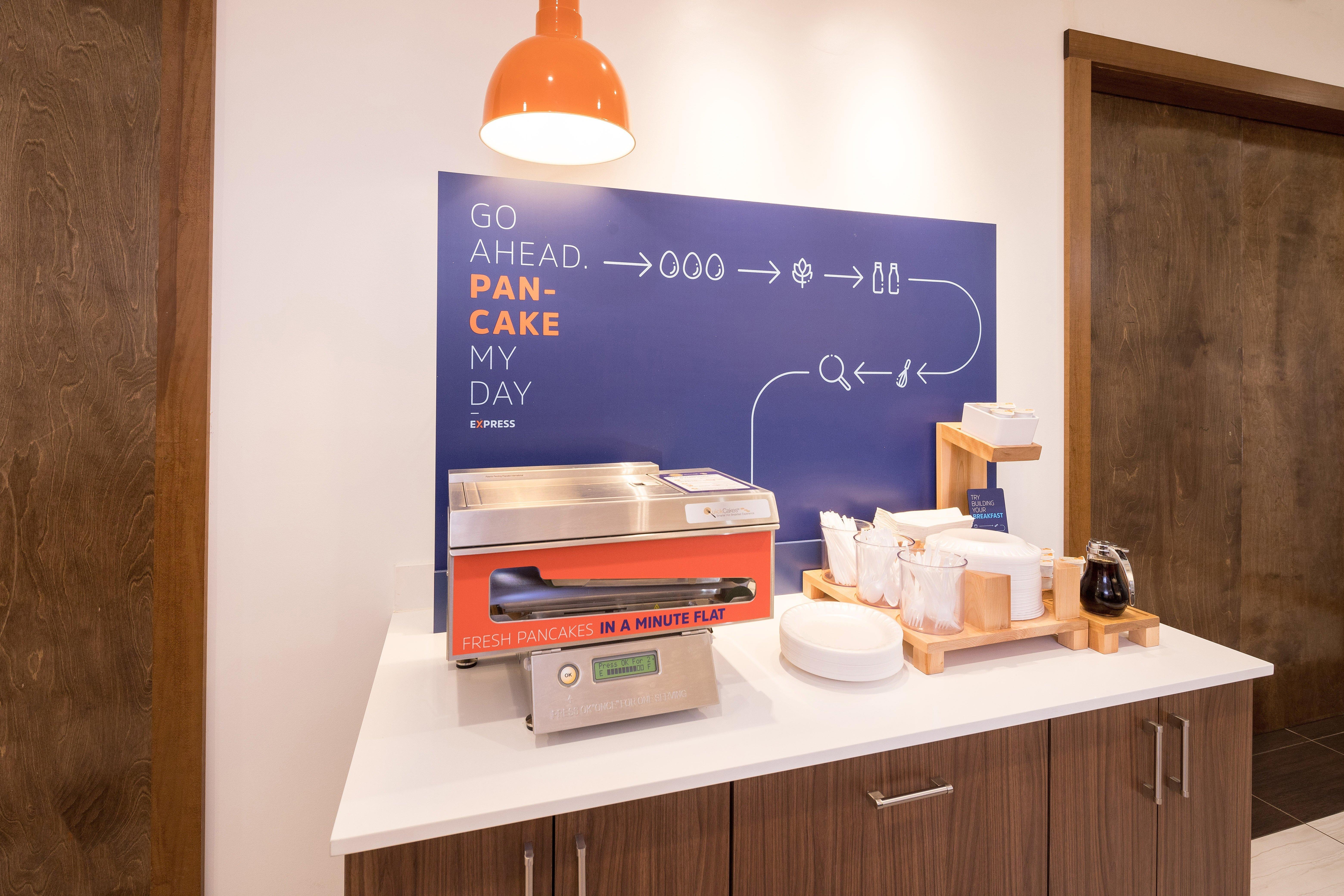 Holiday Inn Express & Suites Alpena - Downtown By Ihg Esterno foto